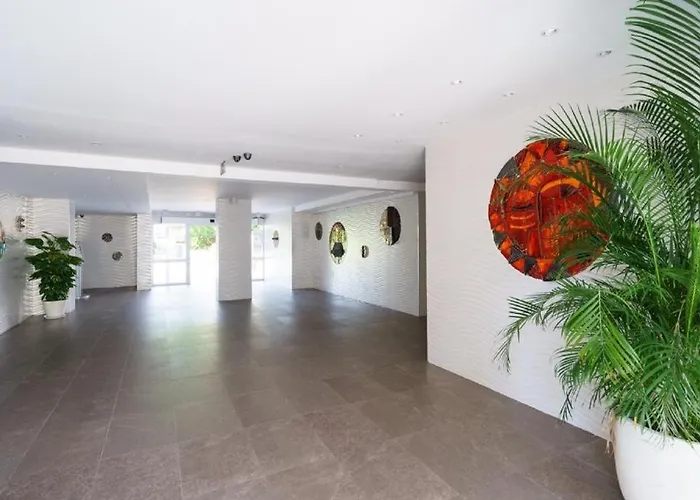 Armenka Carihuela Park * Torremolinos